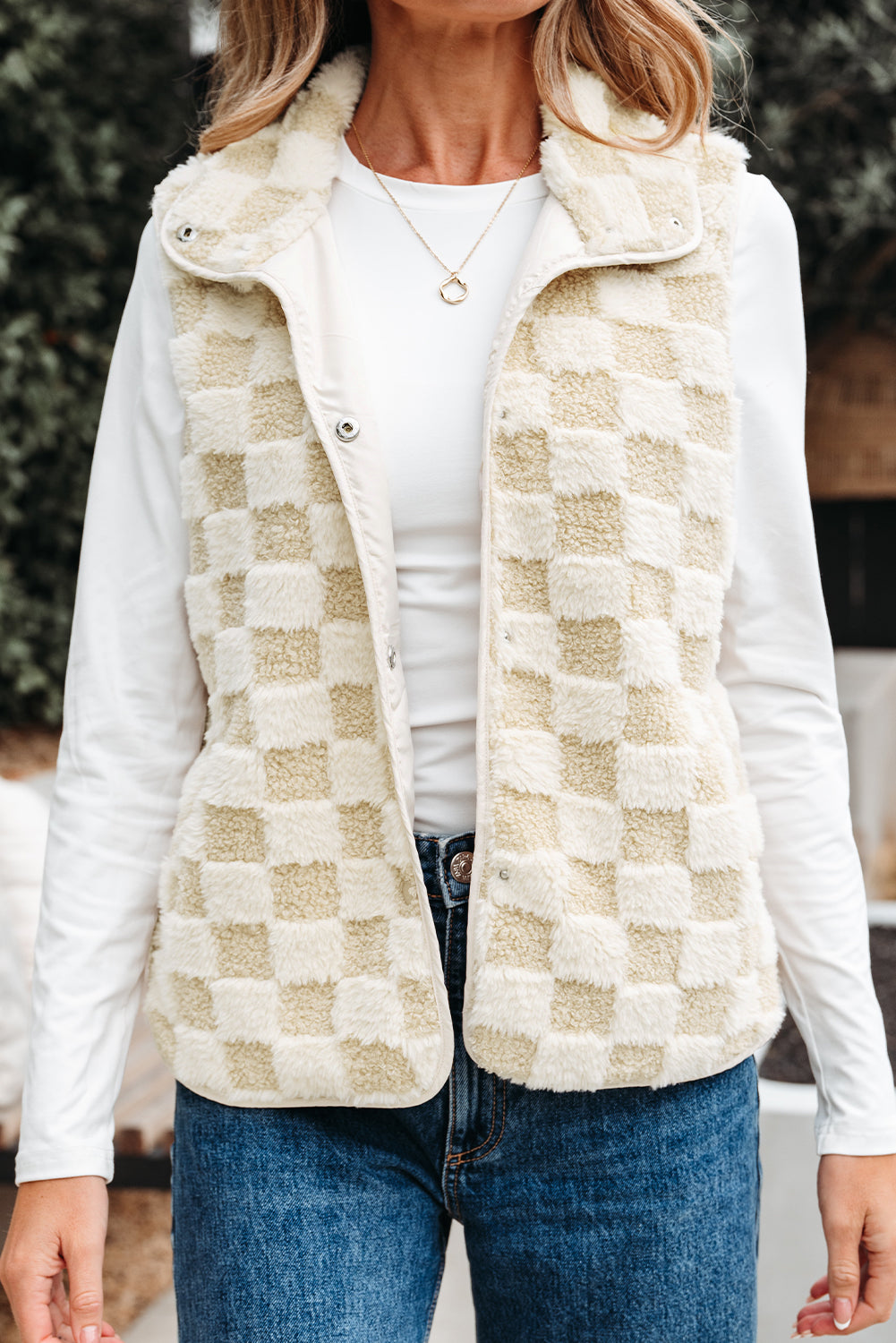 Khaki checkerboard sherpa vest jacket with snap button closure and side pockets – The Pink Doxie Boutique