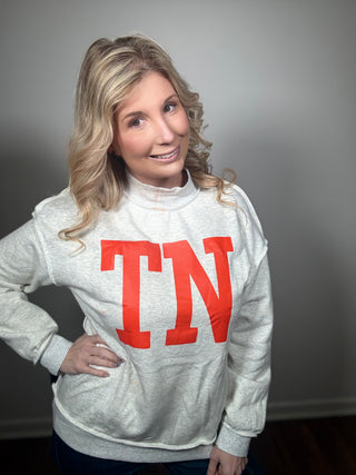 Tennessee Reversible Mock Neck Sweatshirt – 2-in-1 Light Grey Game Day Pullover