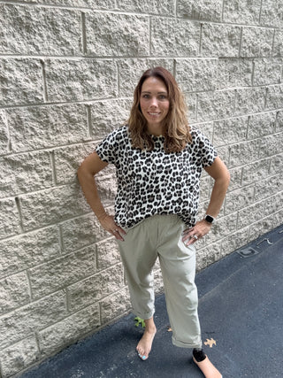 Italian Magic Stretch Khaki Pants | One Size (Fits 4-12)