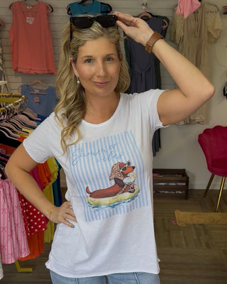 Capri Chic: Italian-Made Dachshund Luxe Graphic Tee