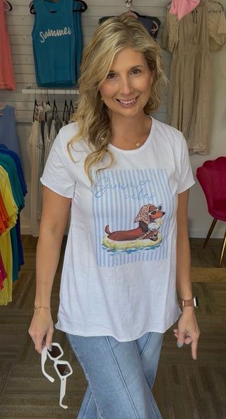 Capri Chic: Italian-Made Dachshund Luxe Graphic Tee