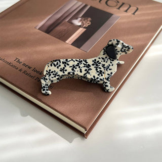 Dachshund Dog Claw Clip